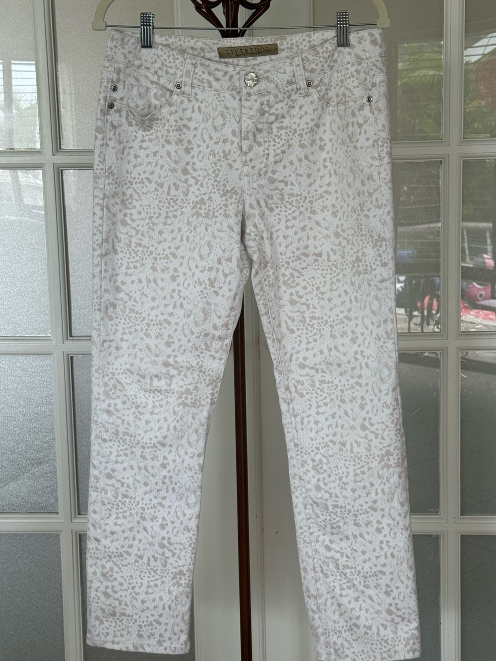 Liverpool Jeans Co Size 10 White Beige Animal Print Skinny Jeans Stretch